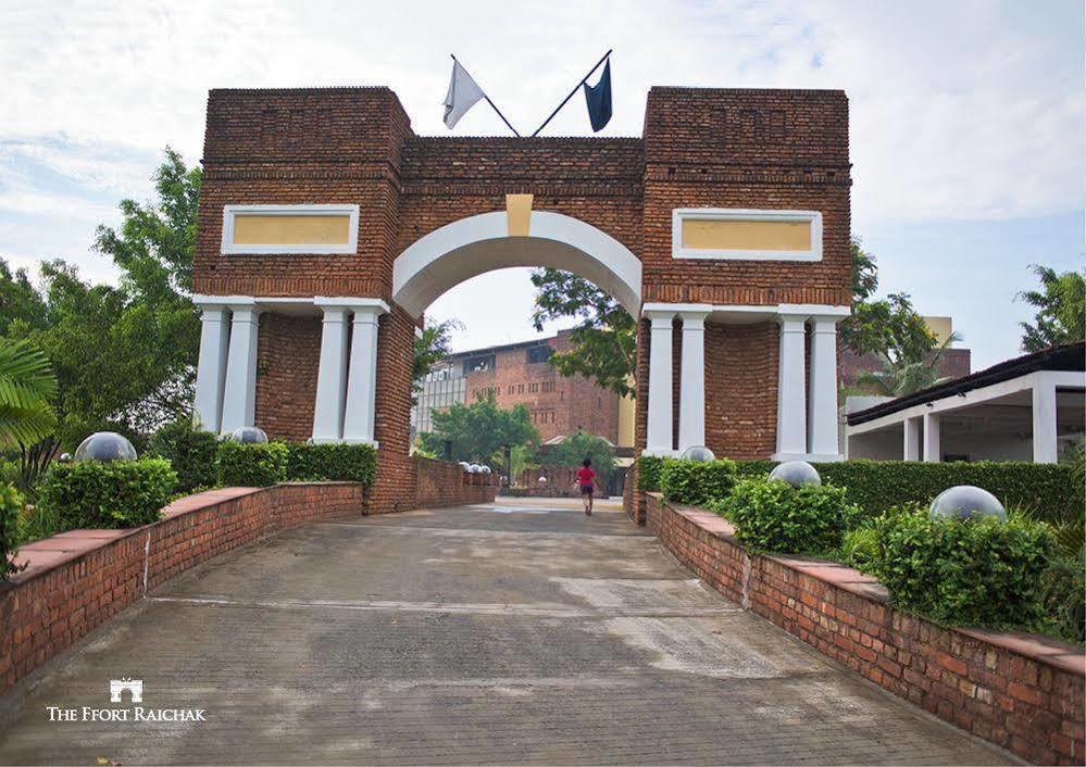 The Ffort Raichak. Hotel Kolkata Exterior photo